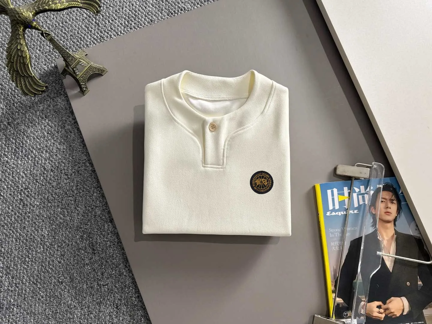 P360 Big Goose 2025 long-sleeved round neck sweatshirt for men and women, same style for many celebrities, top original version, feel free to compare 🆚The fabric is custom-dyed and lightly sprayed and distressed, the fabric, material, and details are consistent with the original, using special cotton and linen fabrics. The cost of the fabric is extremely expensive. It is twice as expensive as pure cotton material, no expense is spared just to do better. Three standards are complete. The comparison between non-market products and my fabrics is very different, only the top version! Size: M-5XL